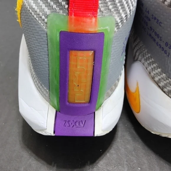 Nike LeBron Soldier 14 'Hare' Multicolor Basketball Sneakers Men Shoes Sz 11.5